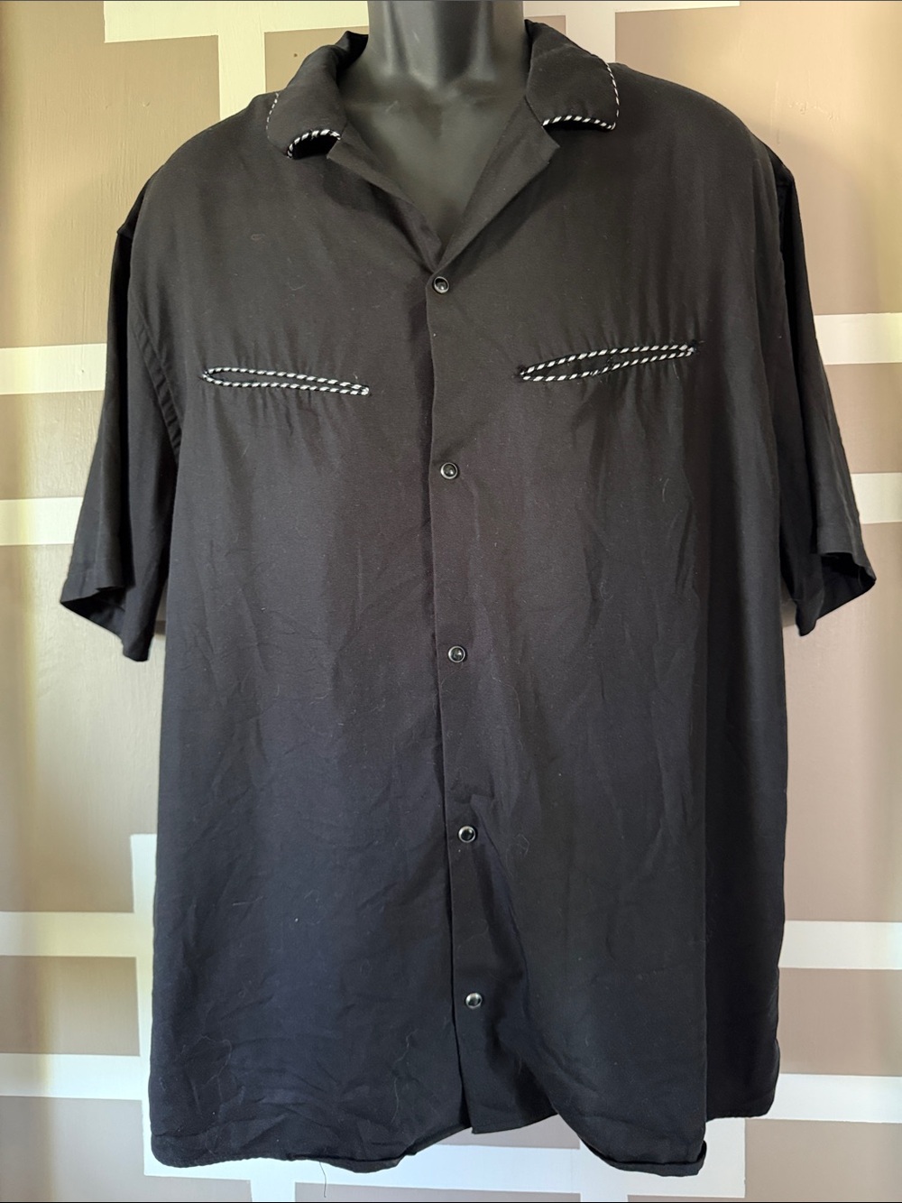 The Kooples Men’s Black Whipstitch Spread-Collar Bowling/Camp Shirt XL LIKE NEW